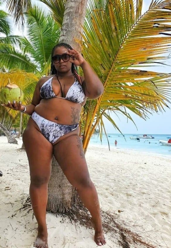 Click to view full size Thick black girl with big booty