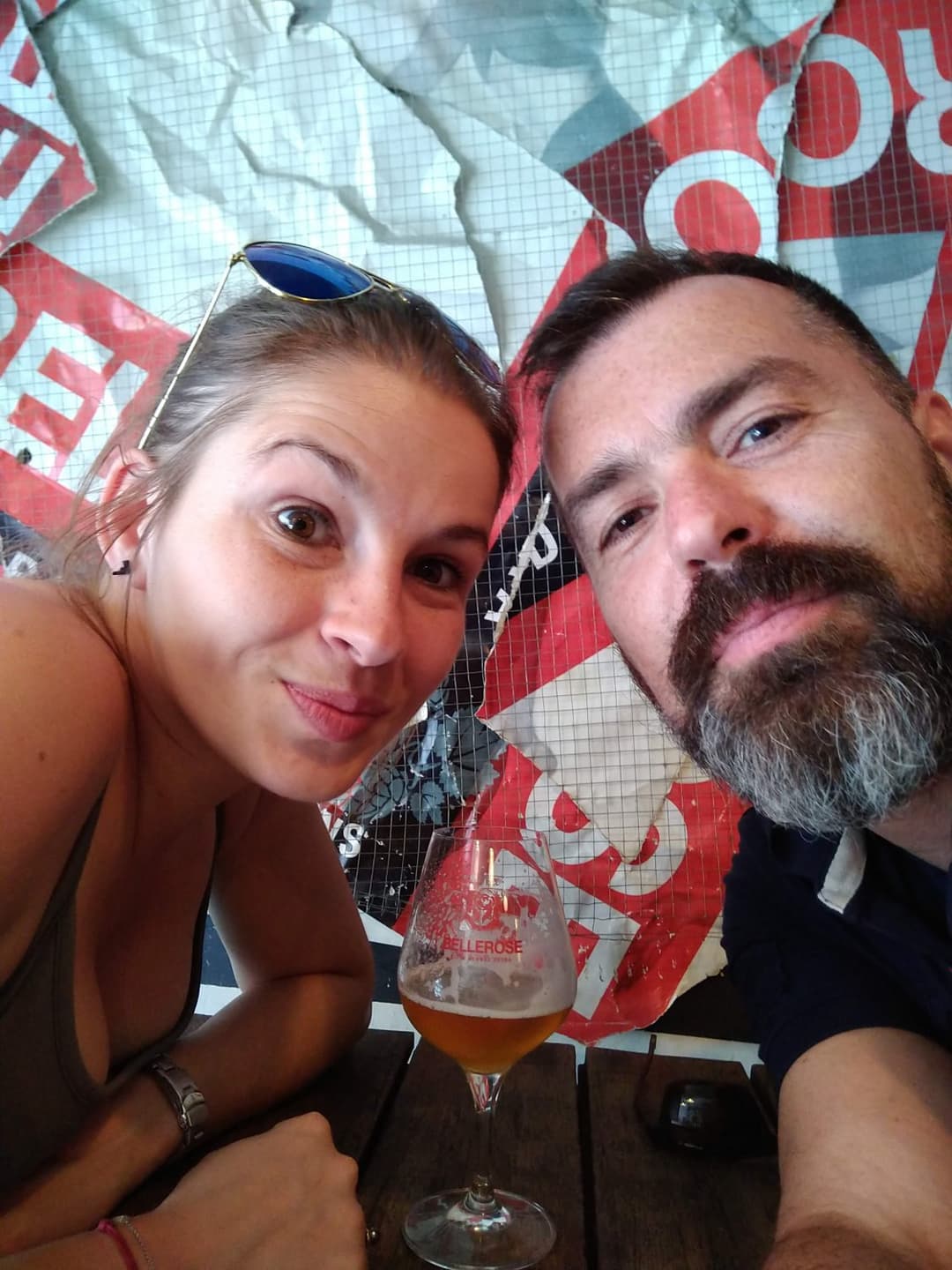 BB plan a 3 inconnu a l hôtel