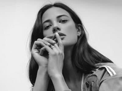 Click to view full size Anja 3