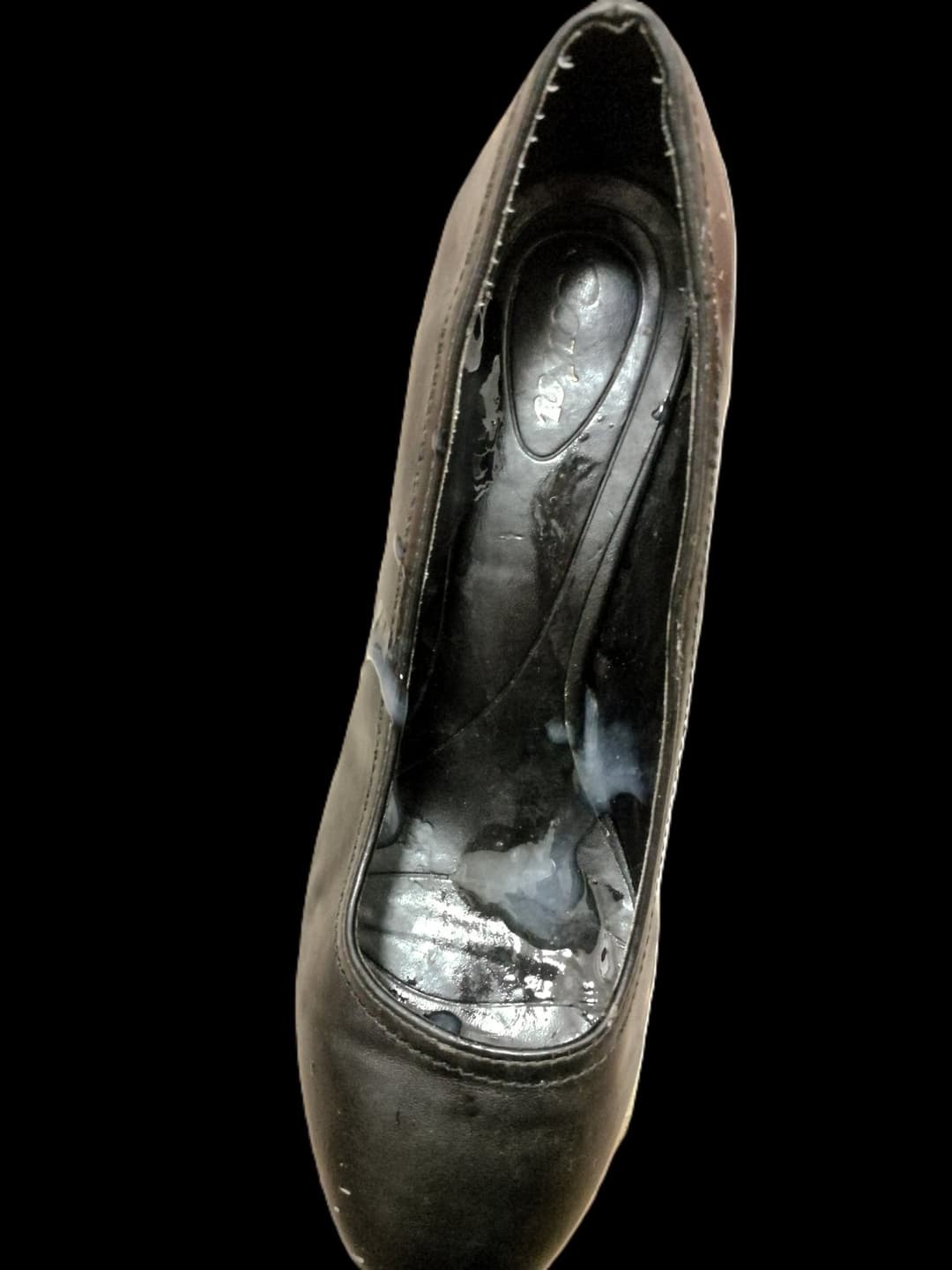 Emptying cum into shoes