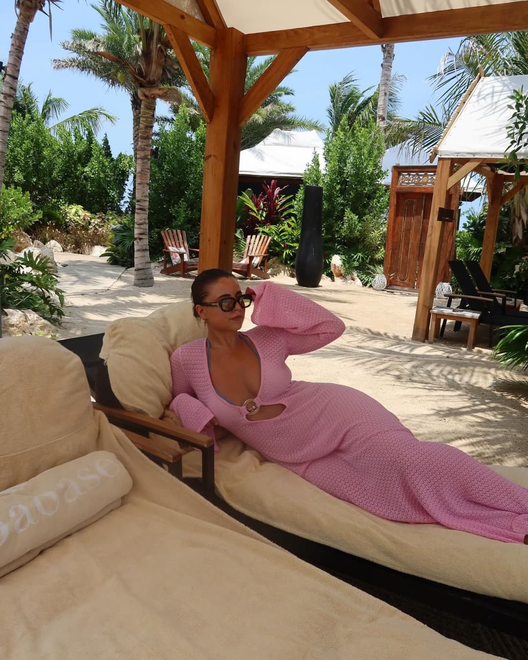 Daphne MH / Daphne Hardijzer Pics + Fakes (part 1)