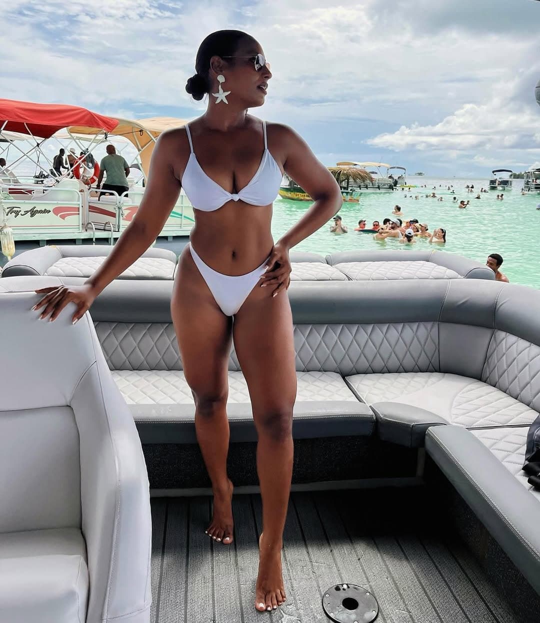 WoW WoW Bikini Vacation Ebony Couple