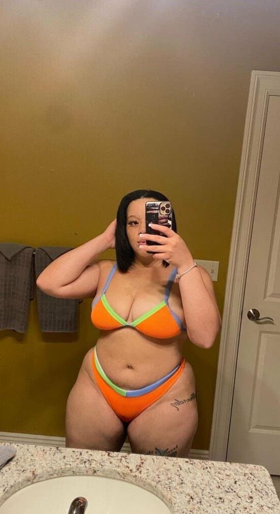 Freckled redhead cutie