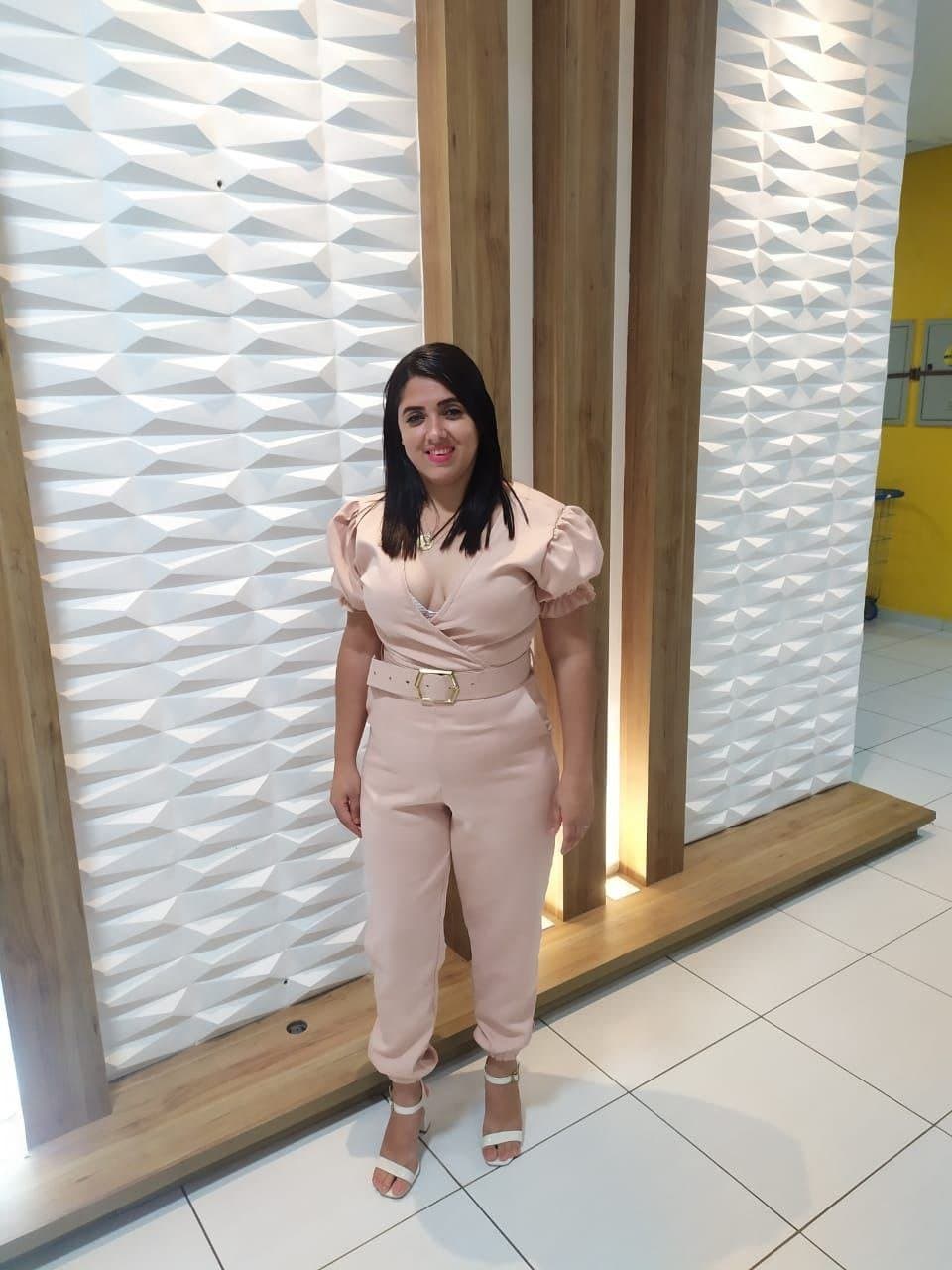 Esposa putinha do Adriano