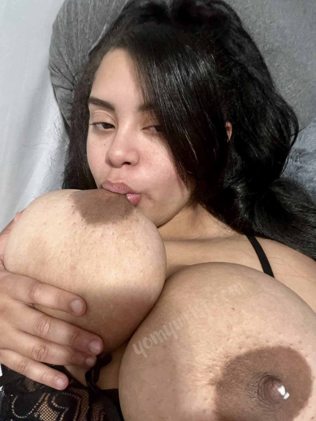 Mommy trying her own Milk ??