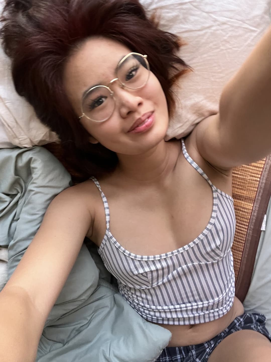 Click to view full size A good slut wakes up ready to fuck every morning