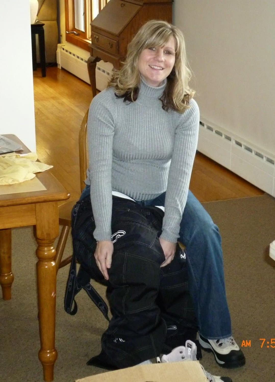 Tanja, regular mom by day, hogtied bondage slut by night.