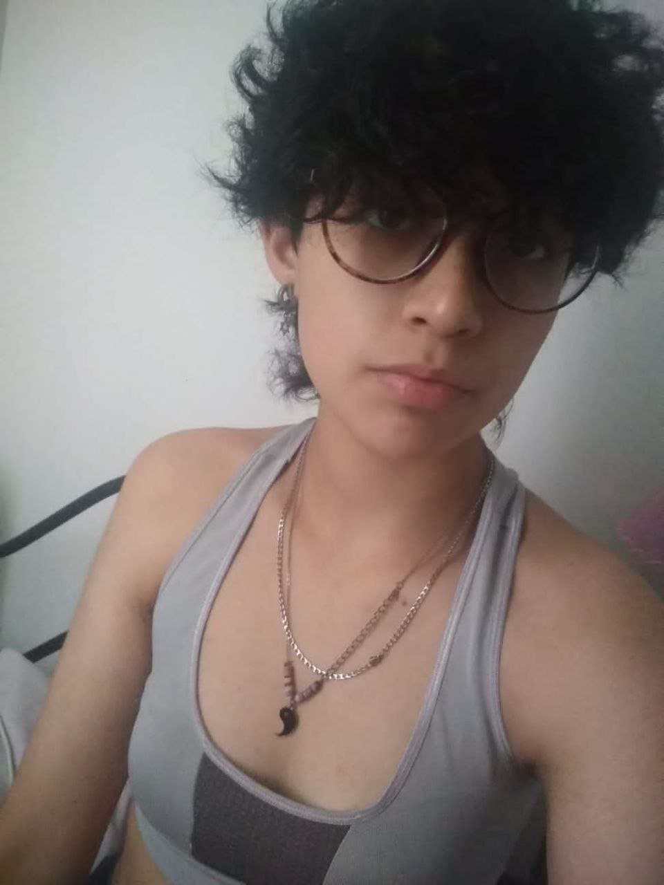 Cornudo con puta argentina , humillada por puta barata