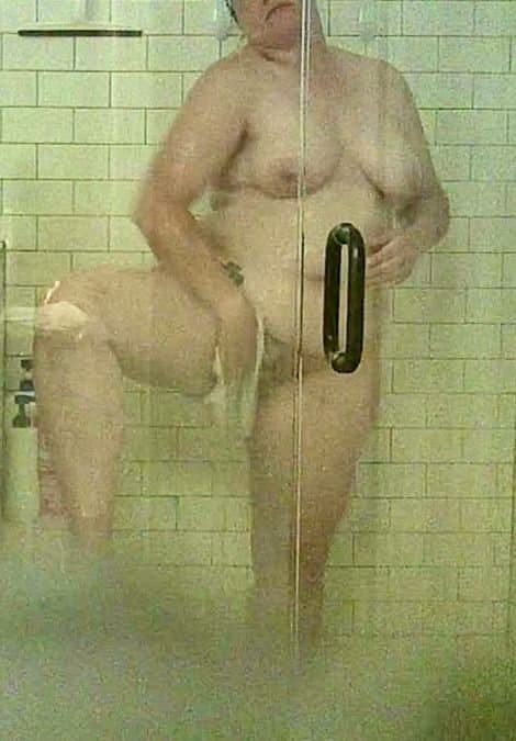 Wife Melissa 42yo Florida USA ?? Candid Sneak Shots