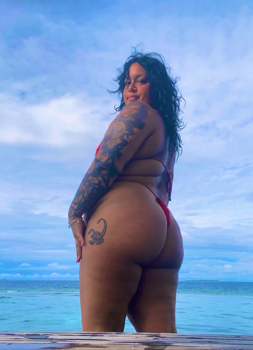 Click to view full size Fat Islander Slut from New Zealand