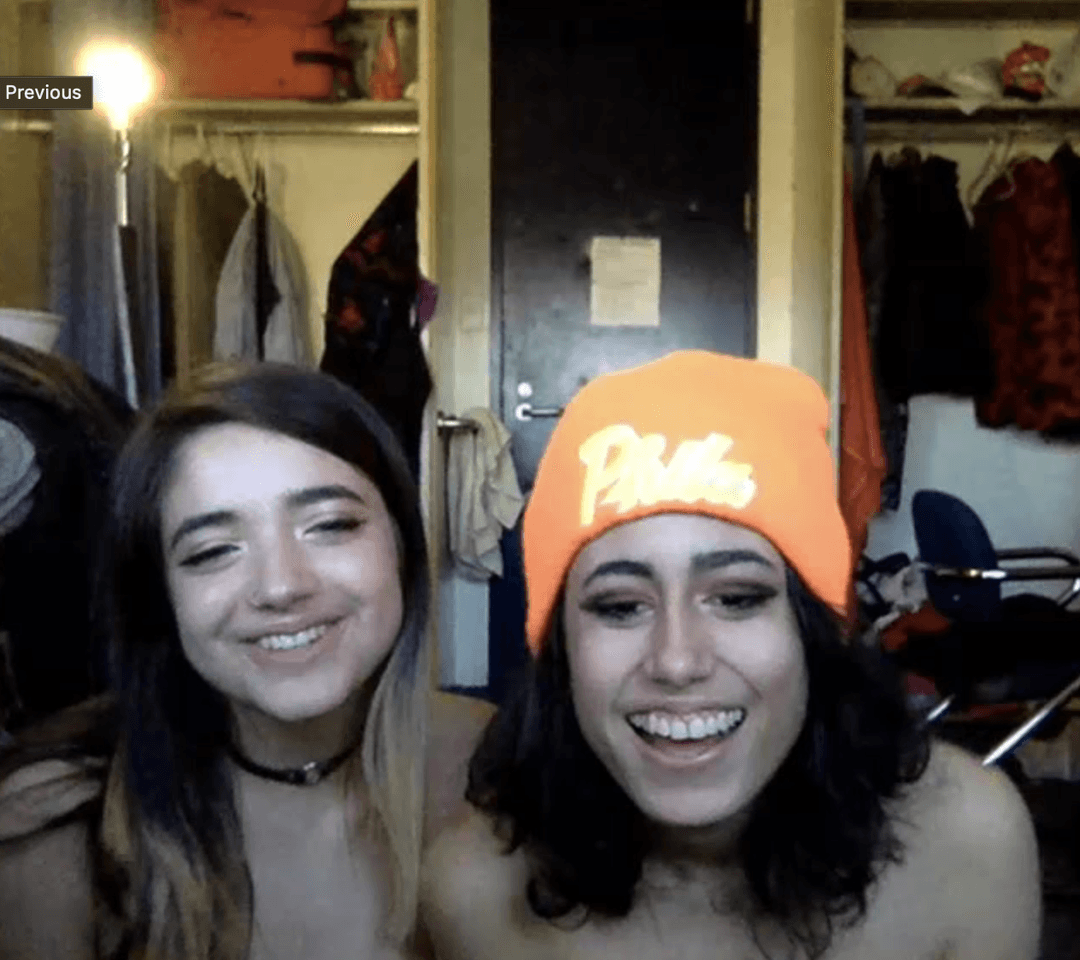 Gurlscoutz - stripping and kissing 2 - Camwhores-sucking feet and toes