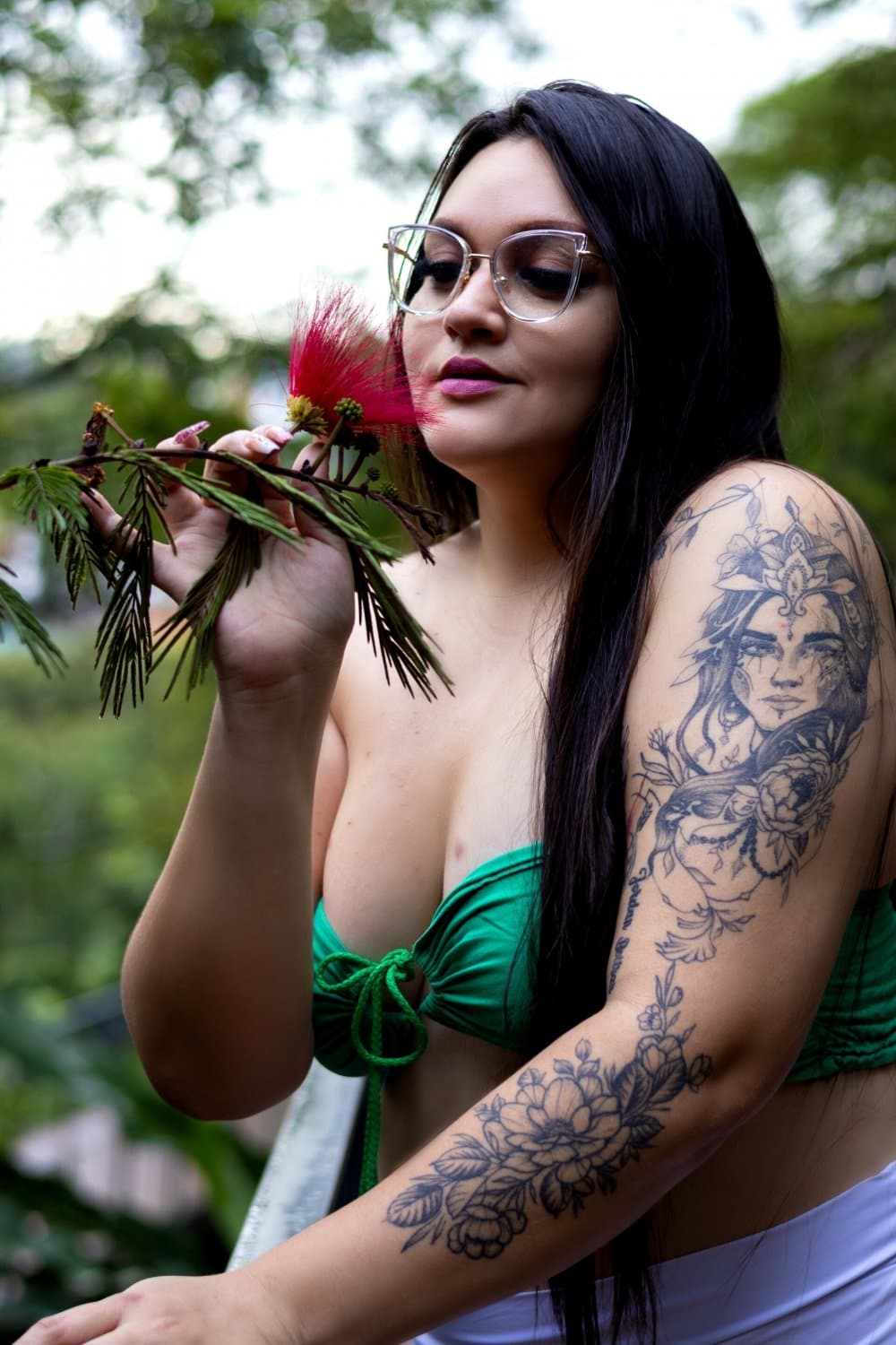 Charlotte_mayer (xhamster) perfect BBW Spanish babe, prettiest smile and curvy with pretty feet