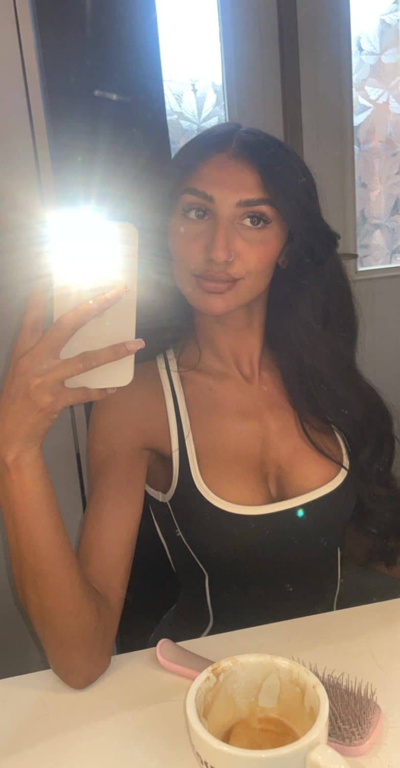 Feeling hot and looking dangerous, all for you