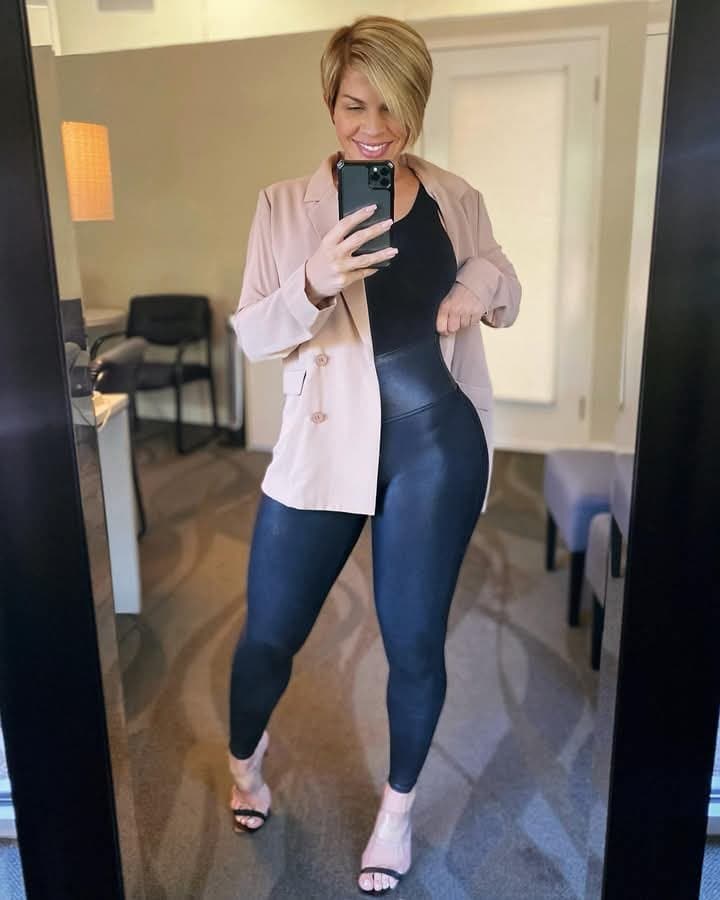 Hot Spanx Faux Leather Leggings