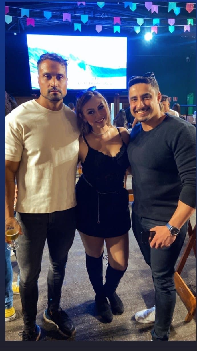 Marmita aliviou os amigos do corno, boca de pelo vai beijar melado