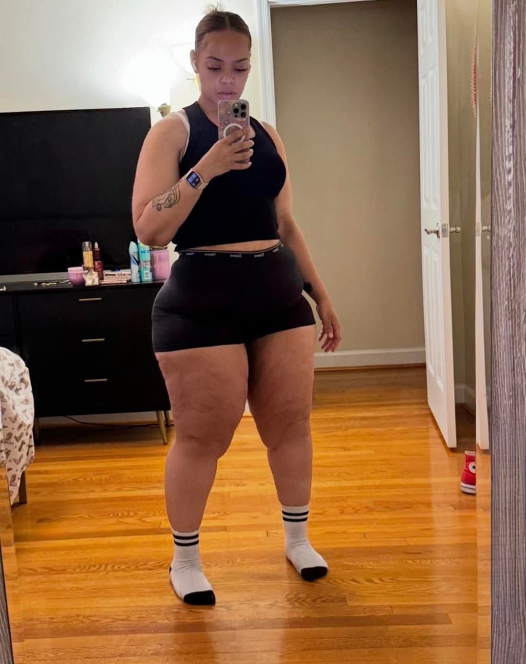 THICK CURVY EBONY BIG BOOTY