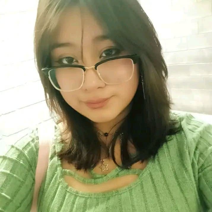 Adeline scarlett de 19 años zorrita introvertida de coahuila de el tecnológico