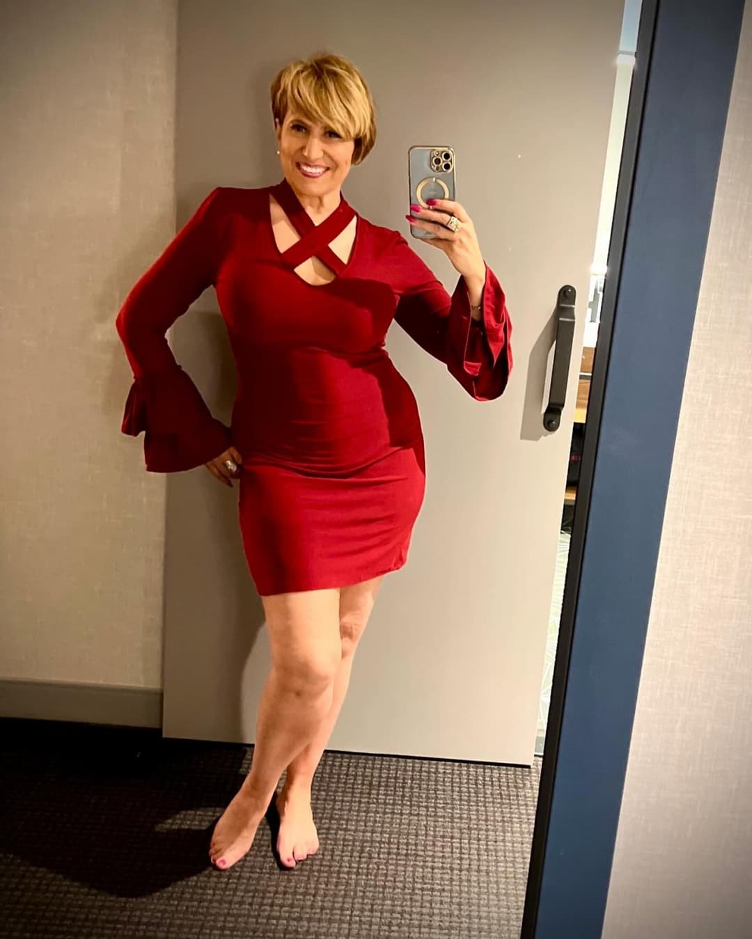 Thick Gilf flight attendant 2
