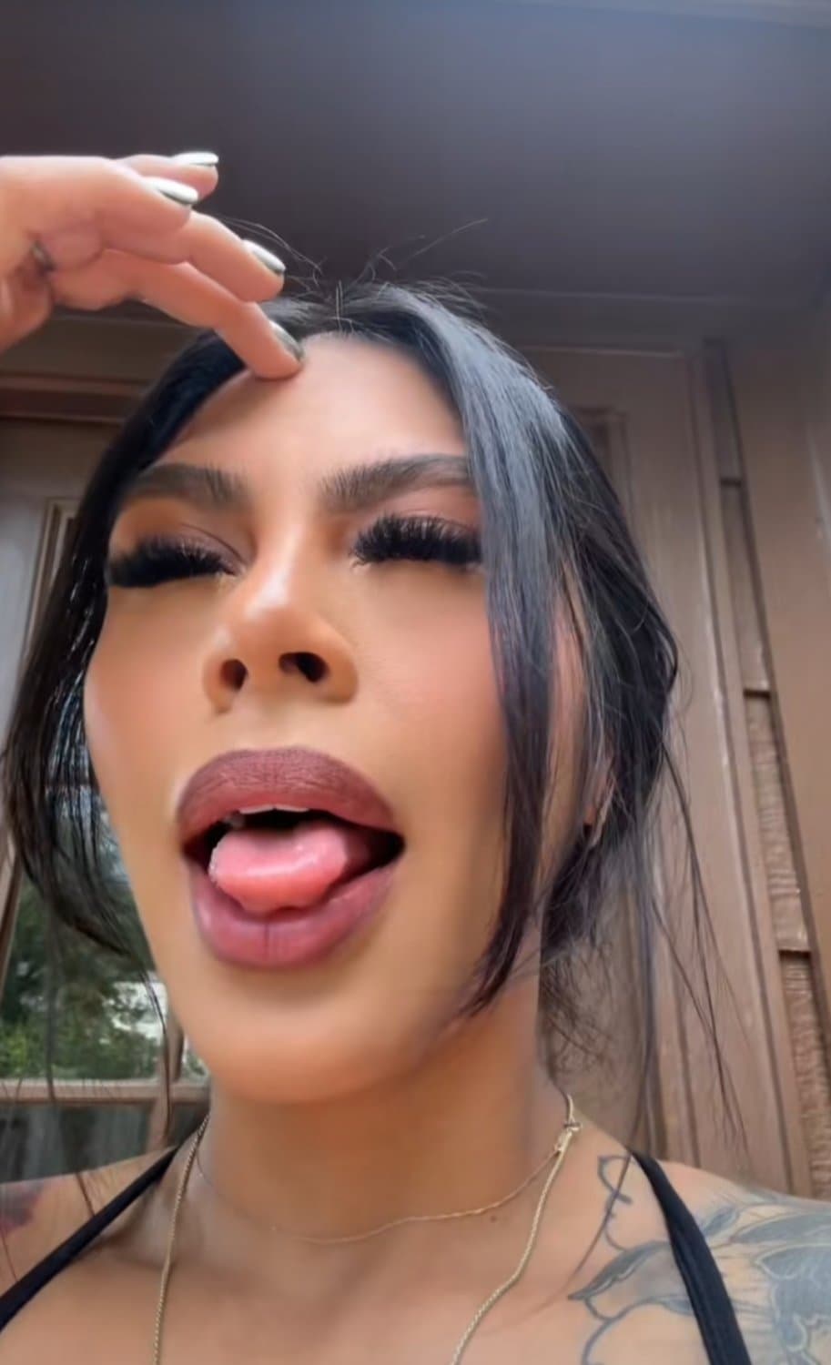 Sexy Latina MILF, Pregnant, Feet, Fit, Comments Welcomed.