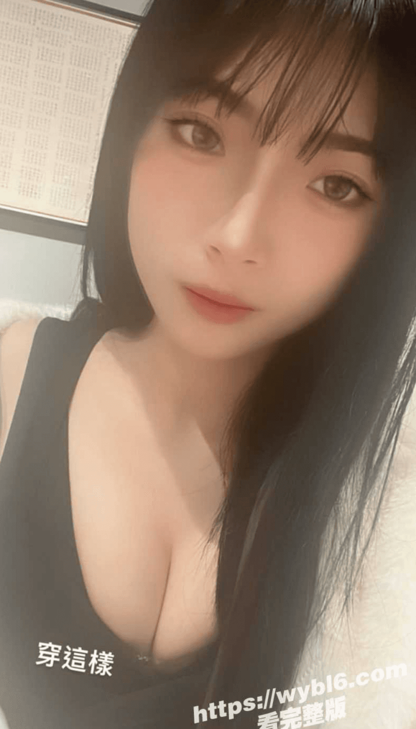 Alluring Asian babe sex with boyfriend