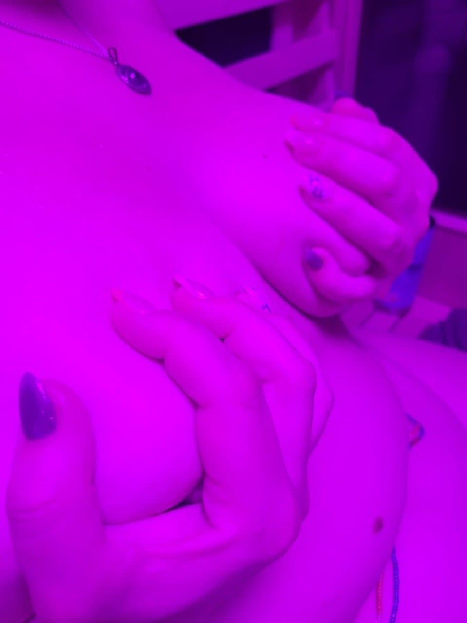 Leia Leighton BBW wants to be a pornstar