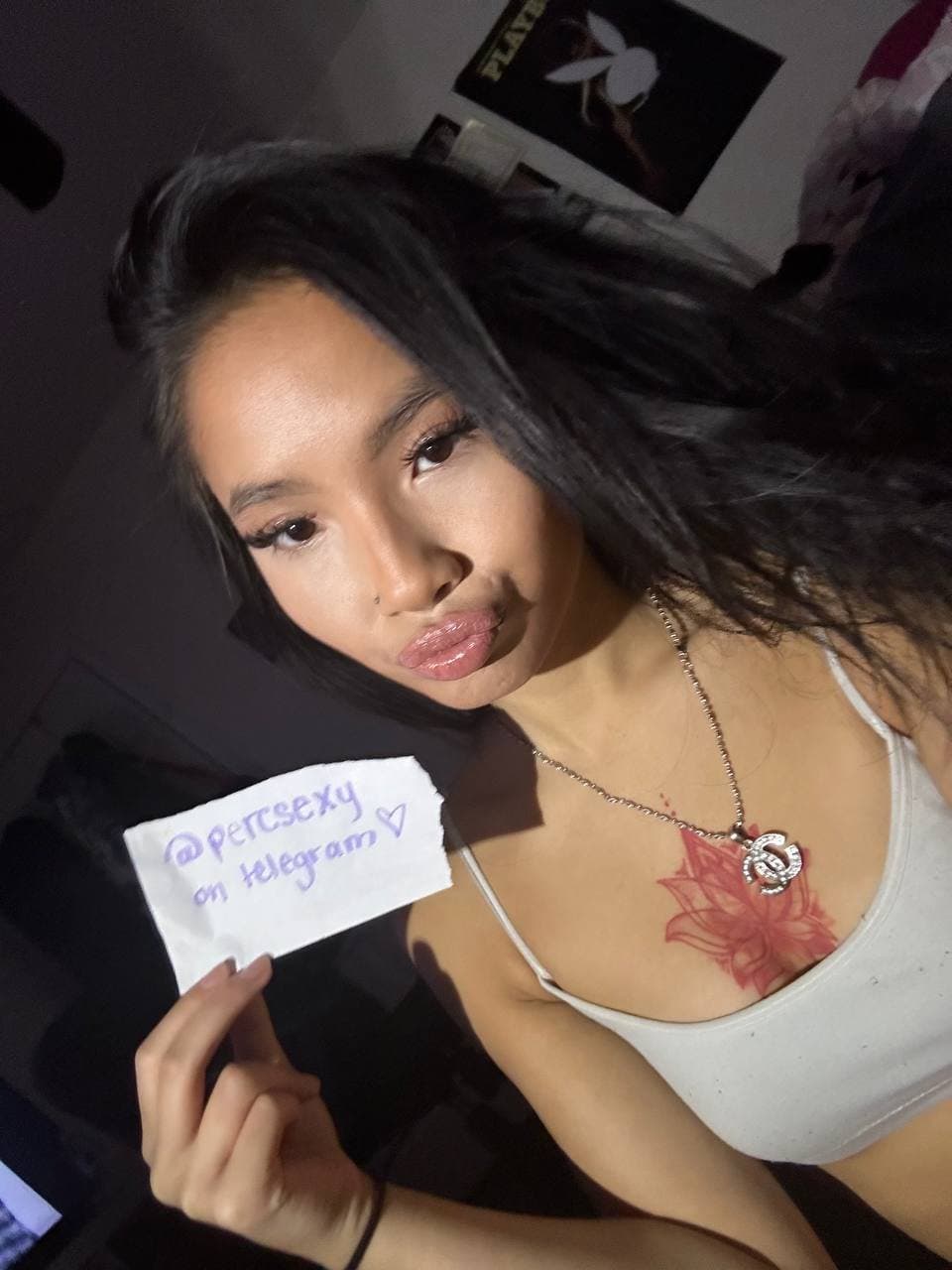 Asian ABG Pretty Escort Mai Sucking Strangers BBC For Money