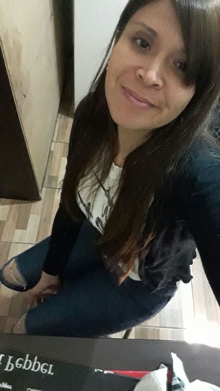 Argentina Naty bravo Mucama Puta en el trabajo