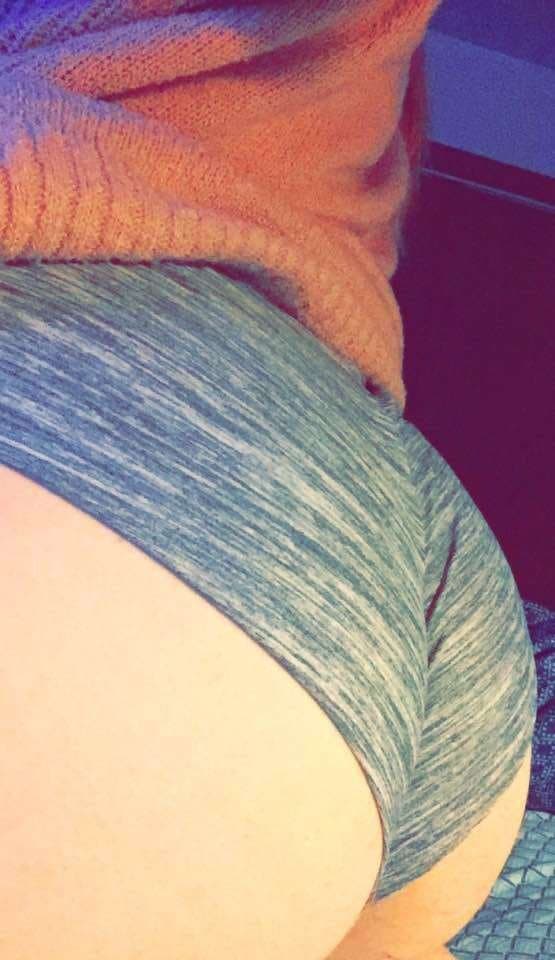 25 year old Webslut Jess from Midwest USA