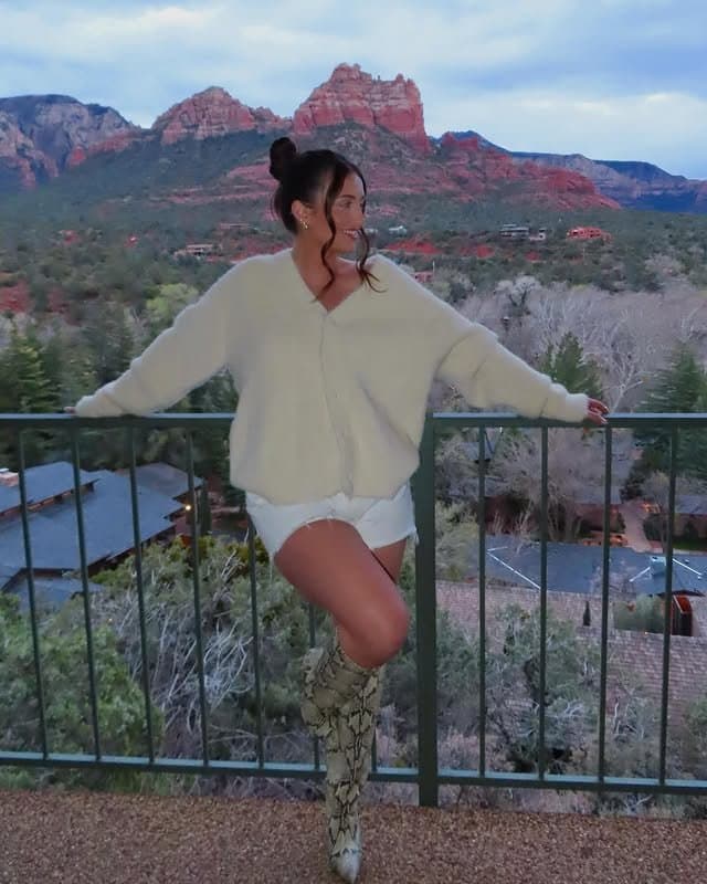 Sexy thicc webslut Callie