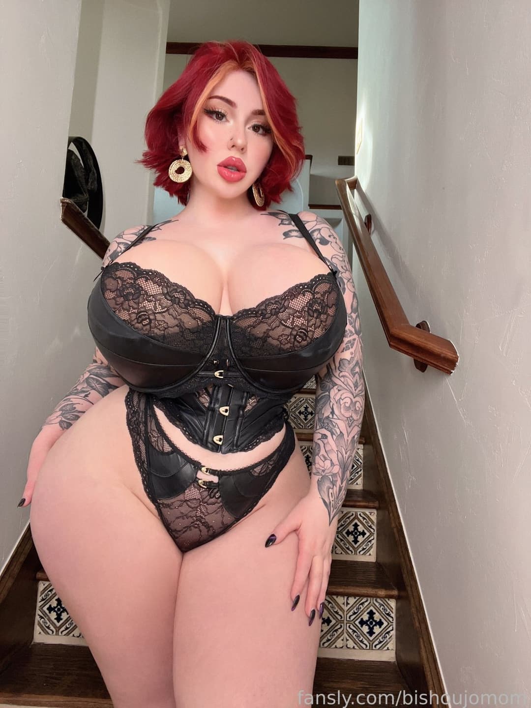 M.O. ɃƗSĦØᵾɈØMØM Collection Teaser 3/4 ?