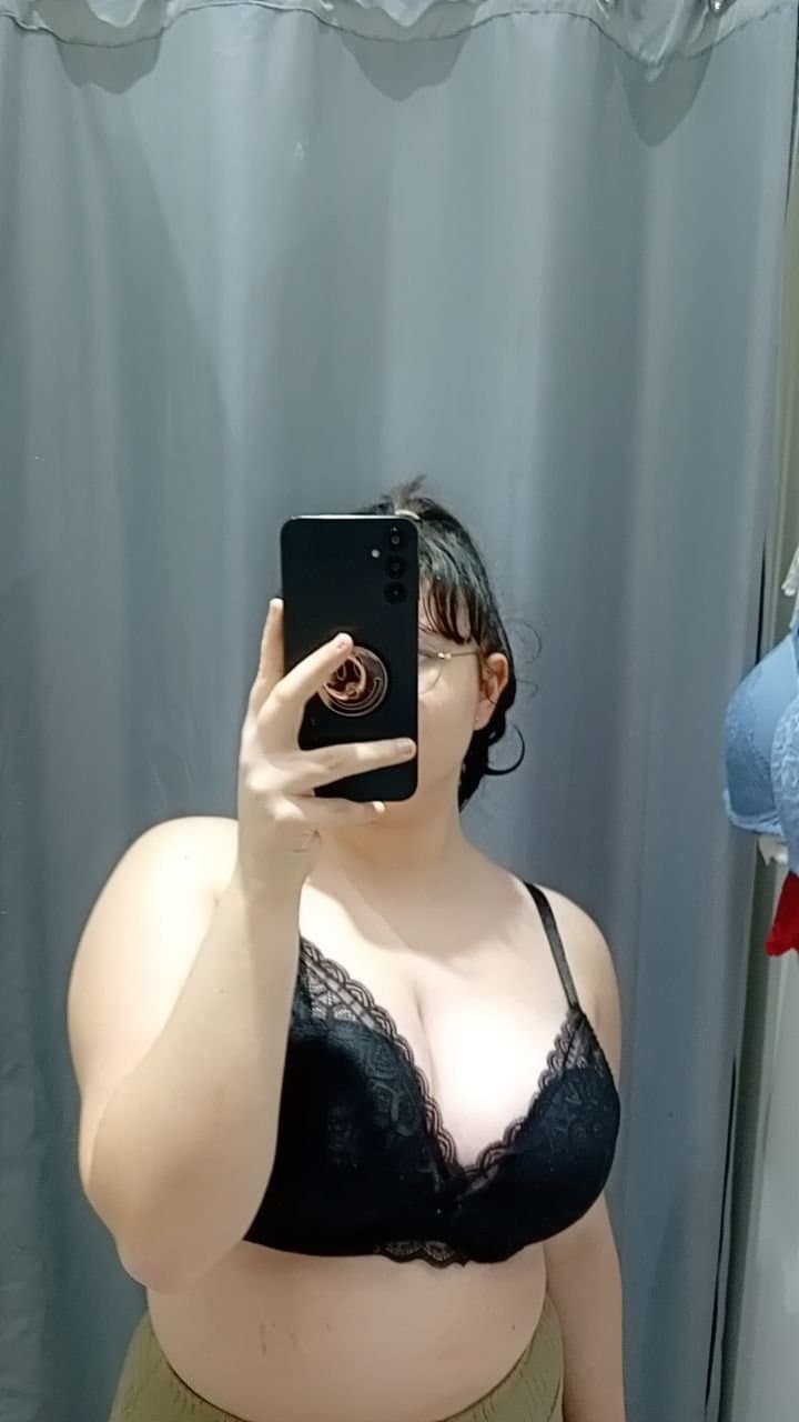 Sweet 18 and already a webslut