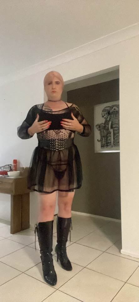Sissy Cherry ? 43yo from QLD Australia ?? submissive bottom slutKik: Tailfeather81