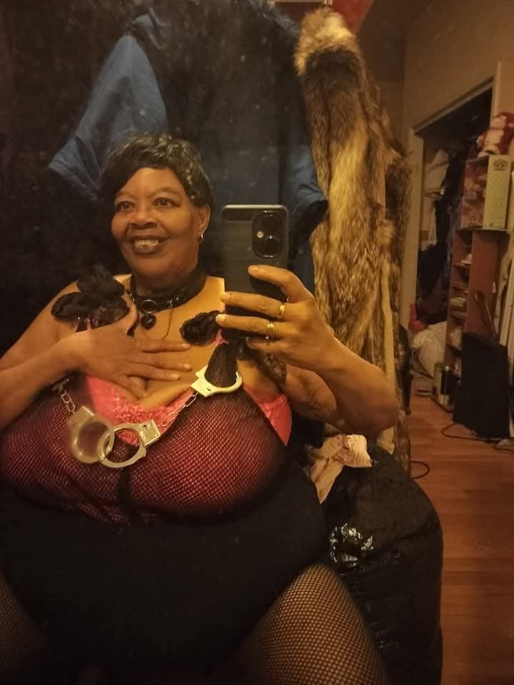 Something About Big Saggy Titty Grannies That Drive Me Crazy. & She Got Em I Would Not Pull Out 79