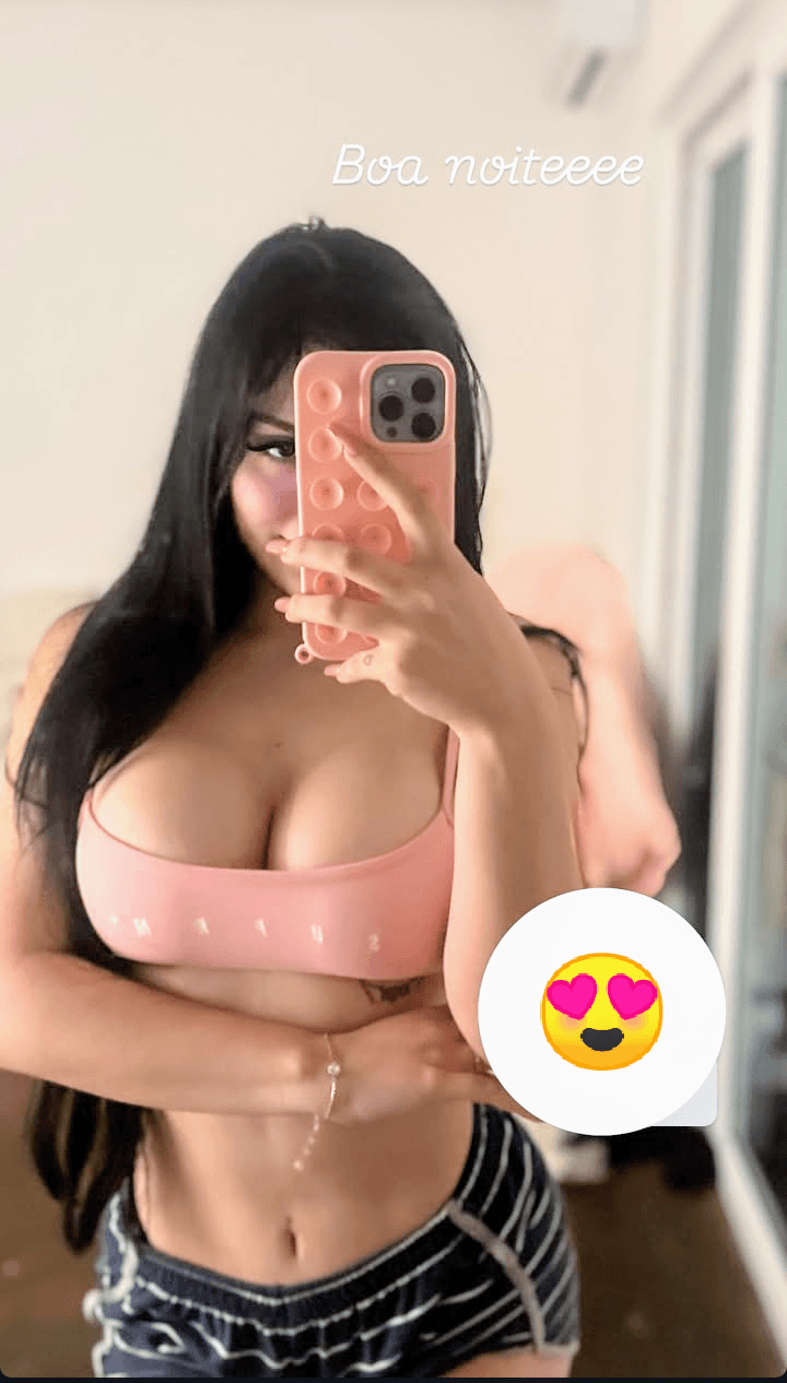 MC Melody ou Bella Angel, qual das duas irmãs gostosinhas que vocês preferem?