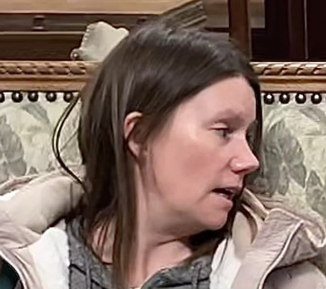 ❌ If you have a photo of this Danish hucow, please share❌