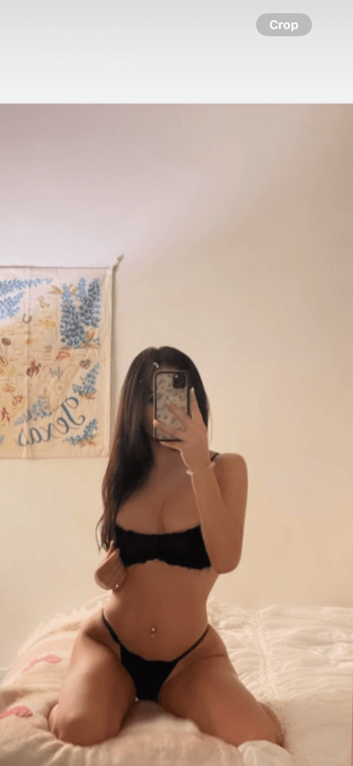 Bikini barista Harlot Caylor Caybae Cienna Navarro selling herself at coffee stand