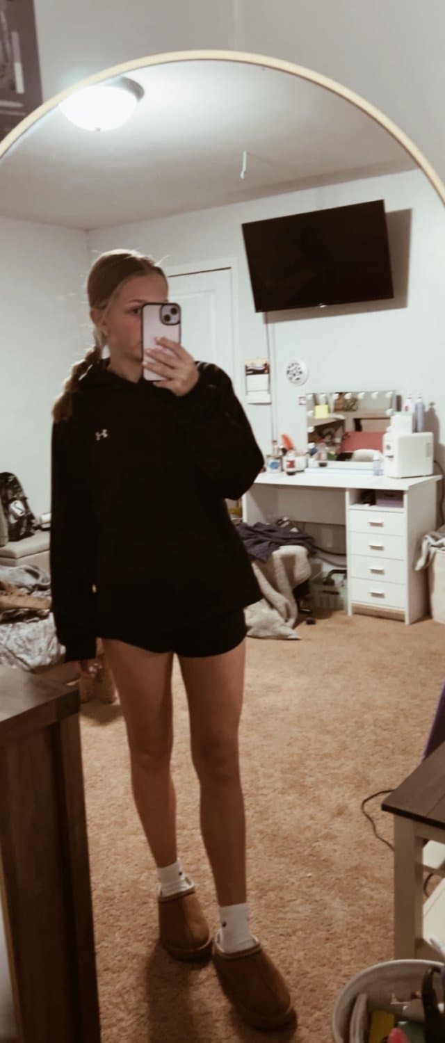 My slutty cousin and her sexy sister