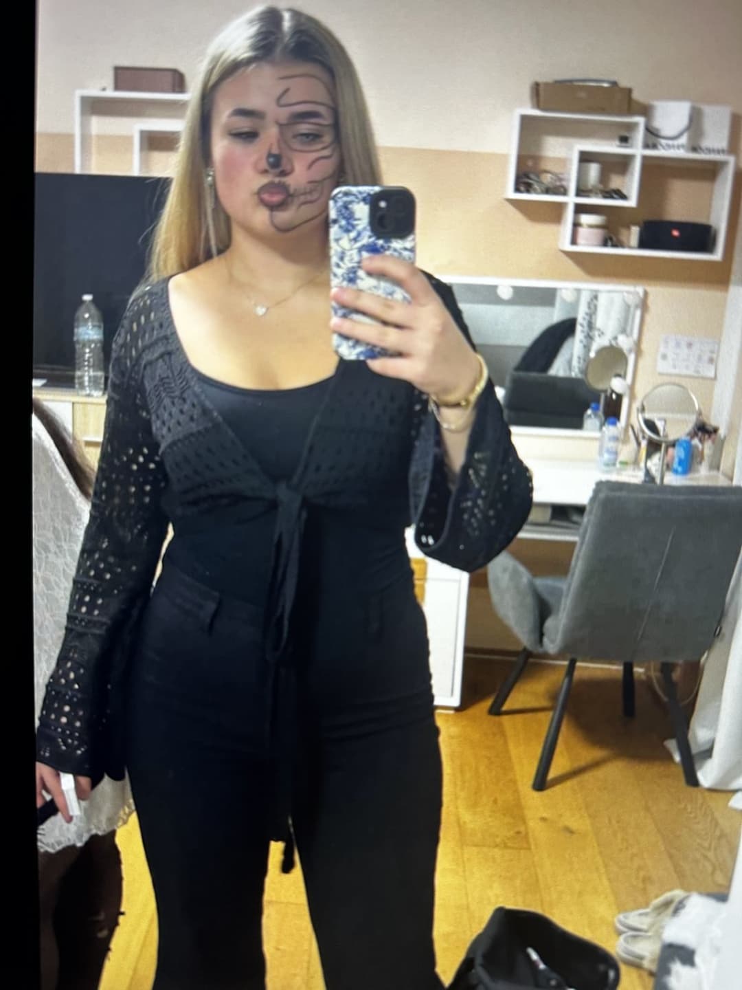 Slut russian teen… would you fuck her ?