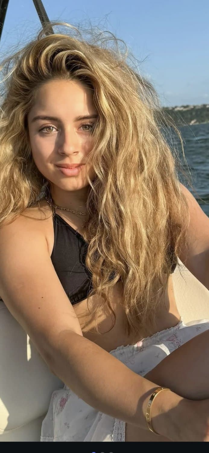 send this latina sorority slut goon filth - hmu for socials