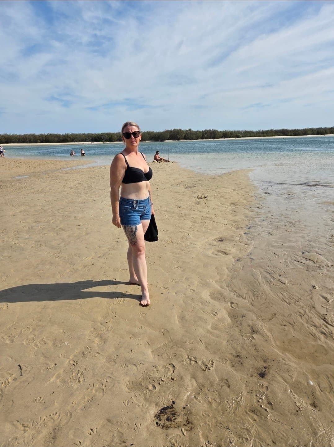 Valentines Day Treat Married COCK HUNGRY SLUT LISA J!!!