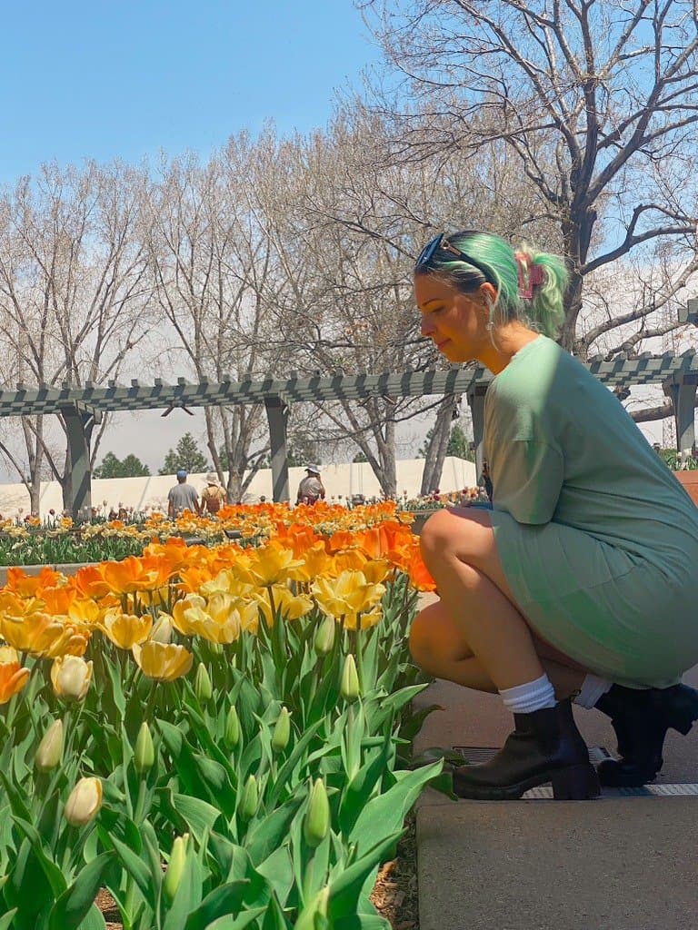 Click to view full size Oklahoma girl K new to anal