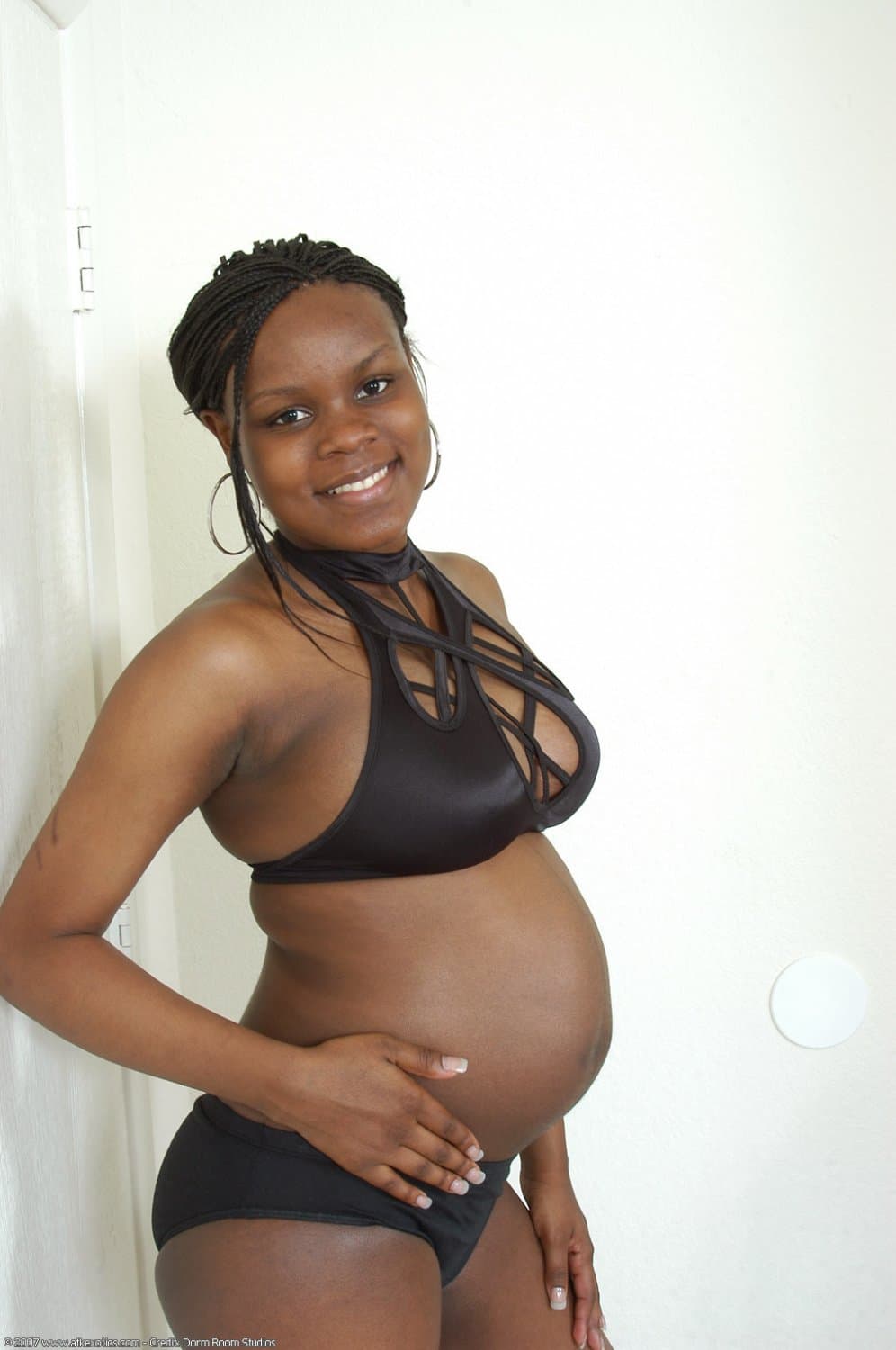 Pregnant black slut Tori