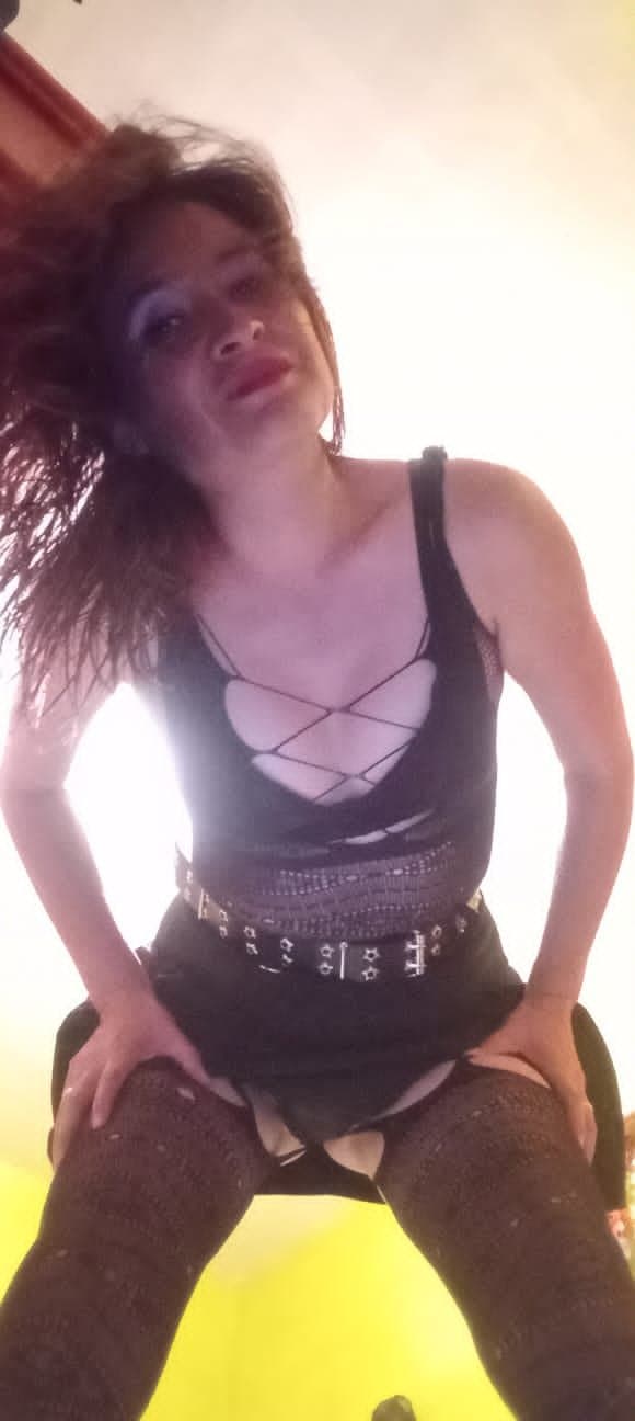 Click to view full size Ven amor y hazme tuya esta noche y todo el día...???