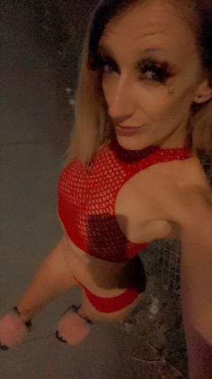 27 year old escort Snow Bellz in Las Vegas, North Las Vegas, summerlin area , downtown , Fremont ,