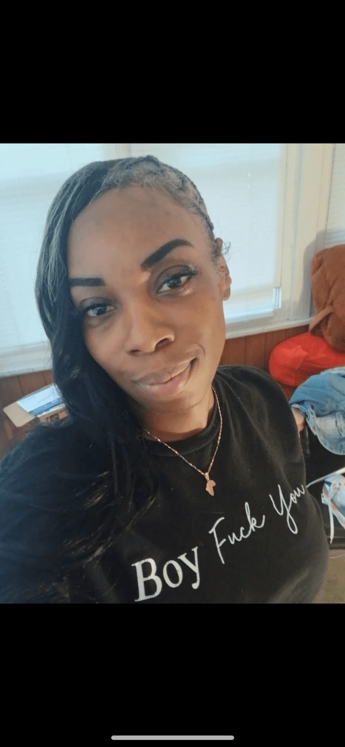 My ex and her bsf thicc asf, send dick pics to her mom in black ?told her I’d rape her Crystal thom