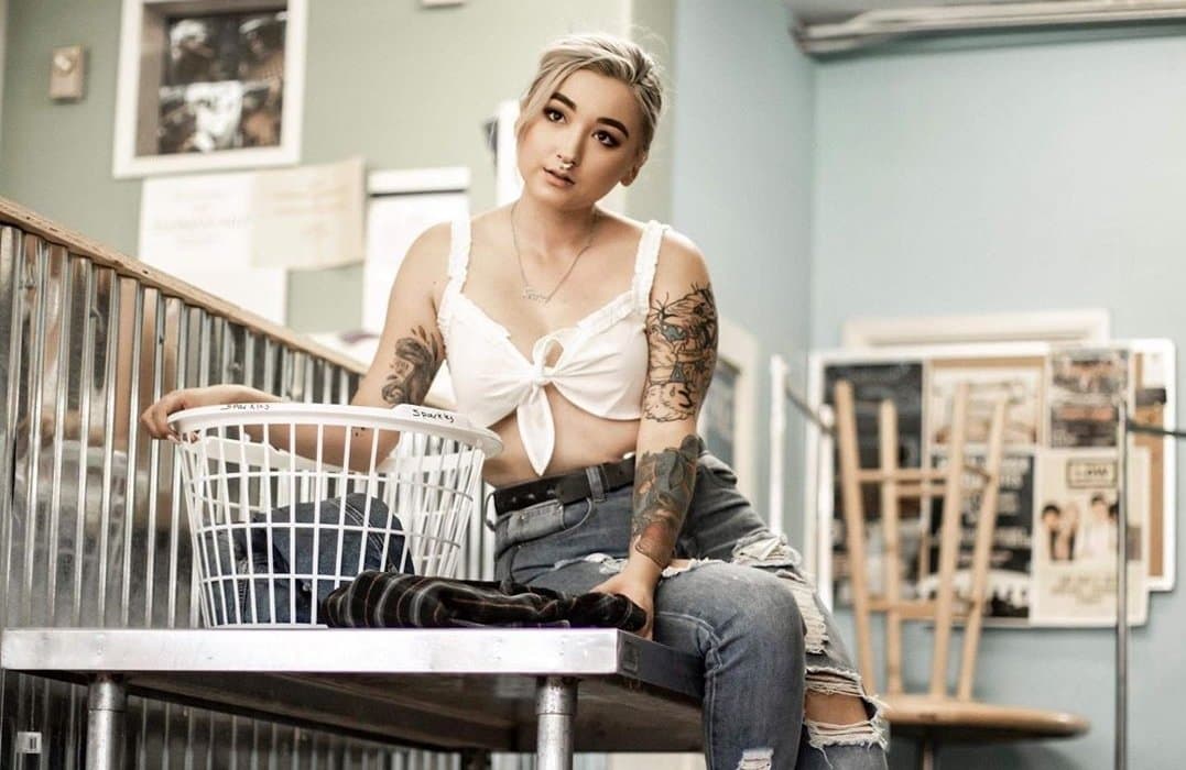 Burlesque dancer 2 early years