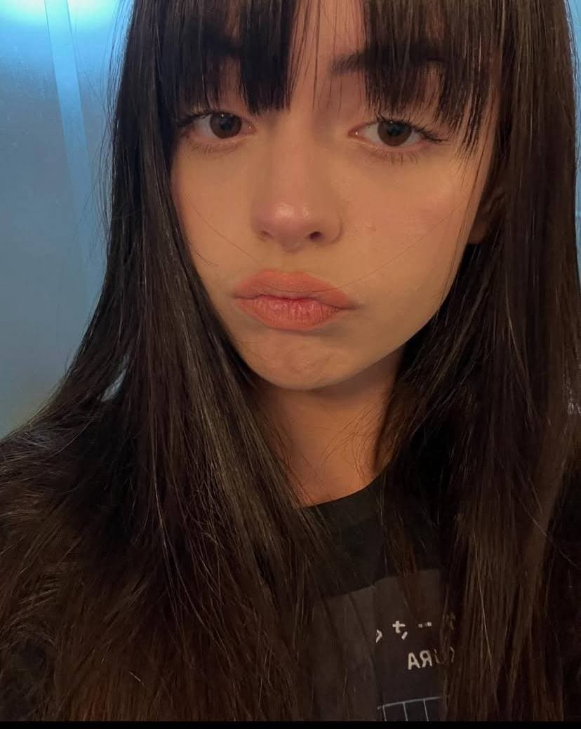 Young hot slut, amazing faceporn. Big boobs