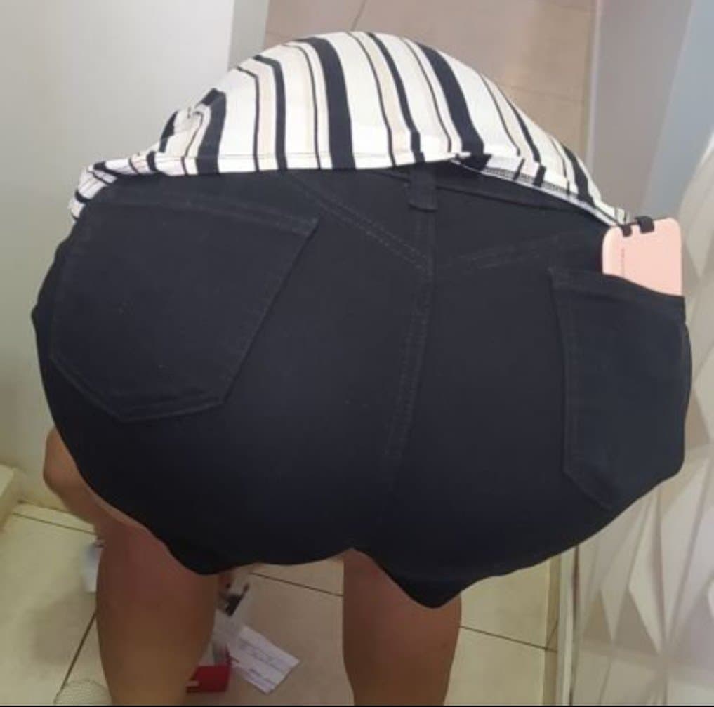 Bunduda da minha mãe, flagra que tirei do rabo da minha mãe