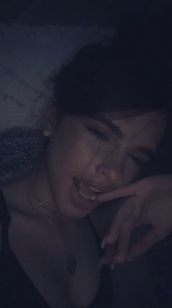 horny teen snowbunny