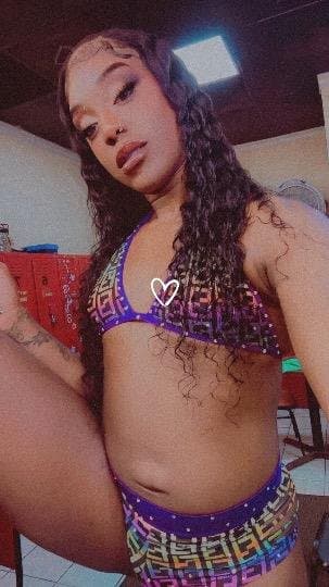 Strippers Dancers La Club 444 Credit ? or Strip Club ?